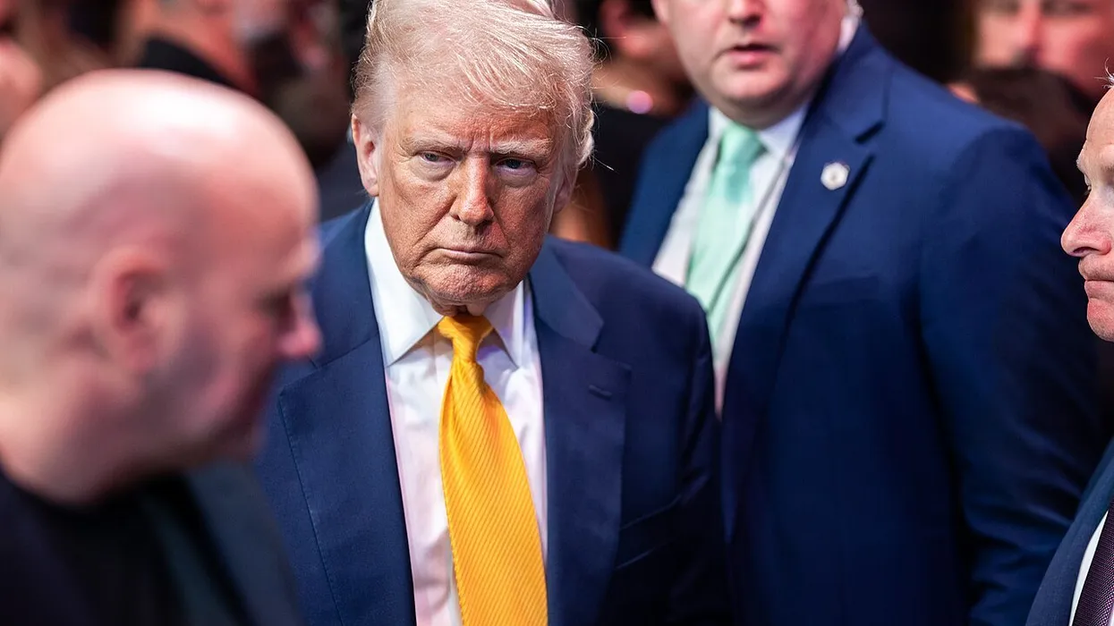 Republikaner brechen mit Trump beim Iran-Kriegsvollmachten-Entwurf – Expertin spricht von „letztem Tropfen“