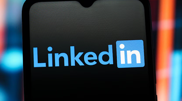 LinkedIn implementa función para reportar "Parece contenido basura de IA" y combatir contenido generado por IA de baja calidad