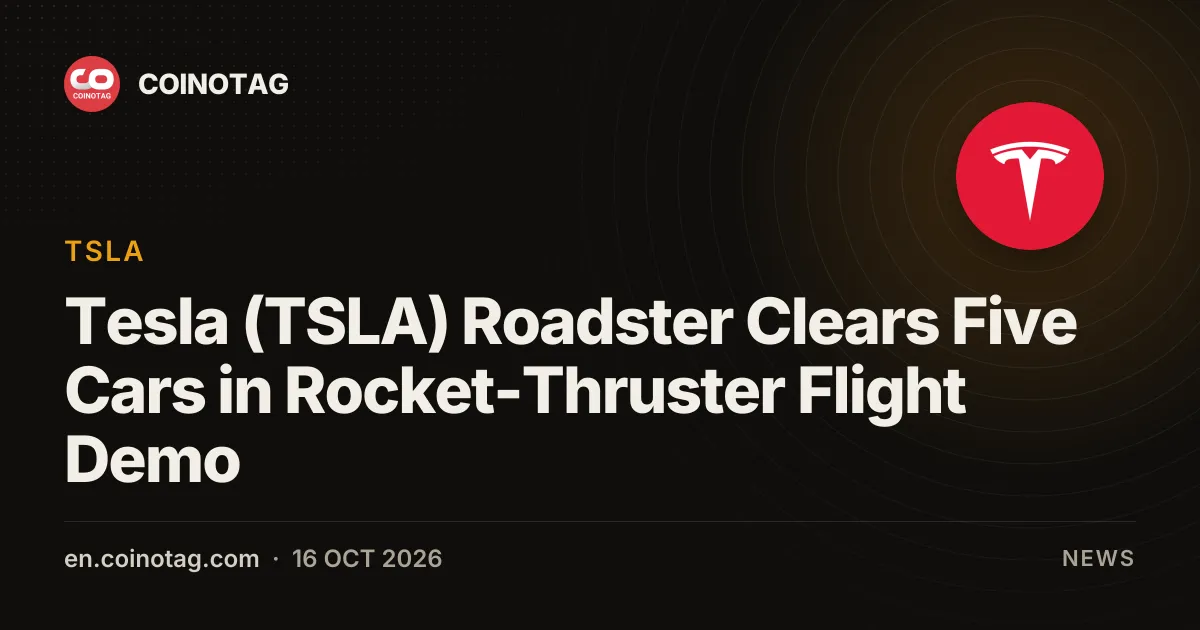 La Tesla (TSLA) Roadster franchit cinq voitures lors d'une démonstration de vol propulsée par des fusées au site d'essai de SpaceX au Texas