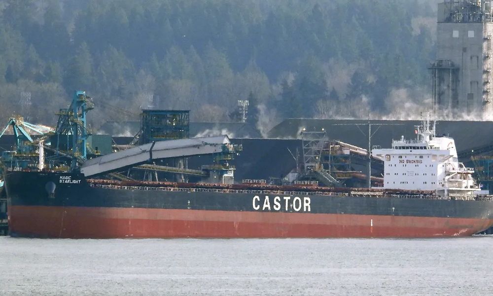 Castor Maritime brengt kamsarmax Magic Starlight onder in door Fearnley gesteunde joint venture