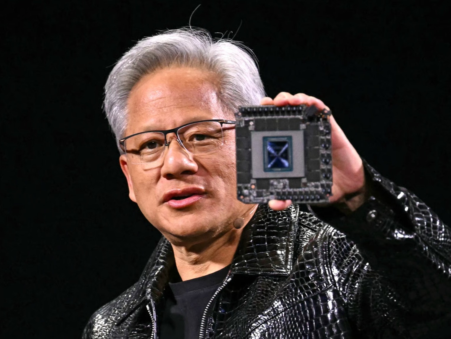 Nvidia übertrifft Umsatz- und EPS-Erwartungen, Aktien geben auf Ausblick und Ausgabenbedenken nach