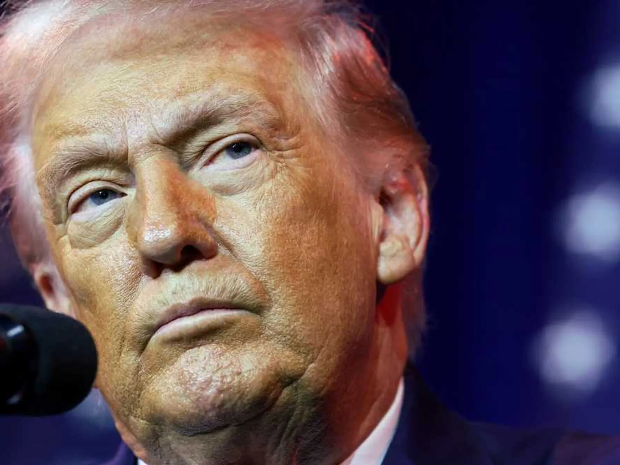 La veterana dell'esercito avverte che la leadership militare di Trump sta minando le forze armate attraverso politicizzazione e operazioni avventate