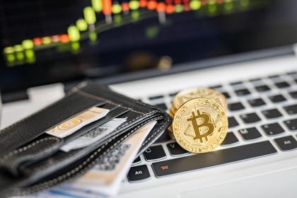 Bitcoin enfrenta un renovado riesgo de corrección a medida que la señal de venta del TD Sequential se alinea con un agosto históricamente débil