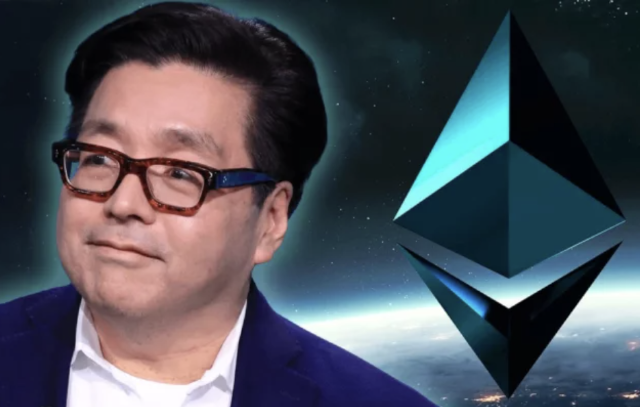 Tom Lee、資本のEthereumへのローテーションを指摘し、ETHの$10,000目標を維持