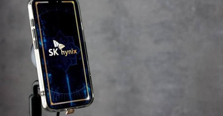 Samsung et SK Hynix prévoient plus de 100 milliards de dollars de versements aux actionnaires dans un contexte d'inquiétudes sur les puces IA