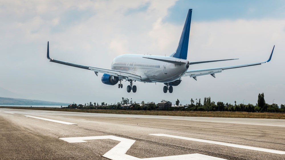 Anstieg der Kerosinpreise bringt Gewinnprognosen der Airlines ins Wanken