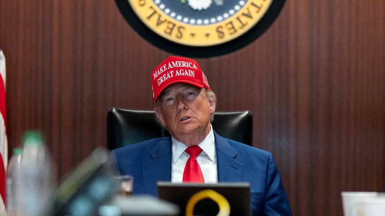 La periodista Sarah Ewall-Wice dice que la 'desesperación' en la Casa Blanca de Trump anuncia un 'cambio monumental' en Washington