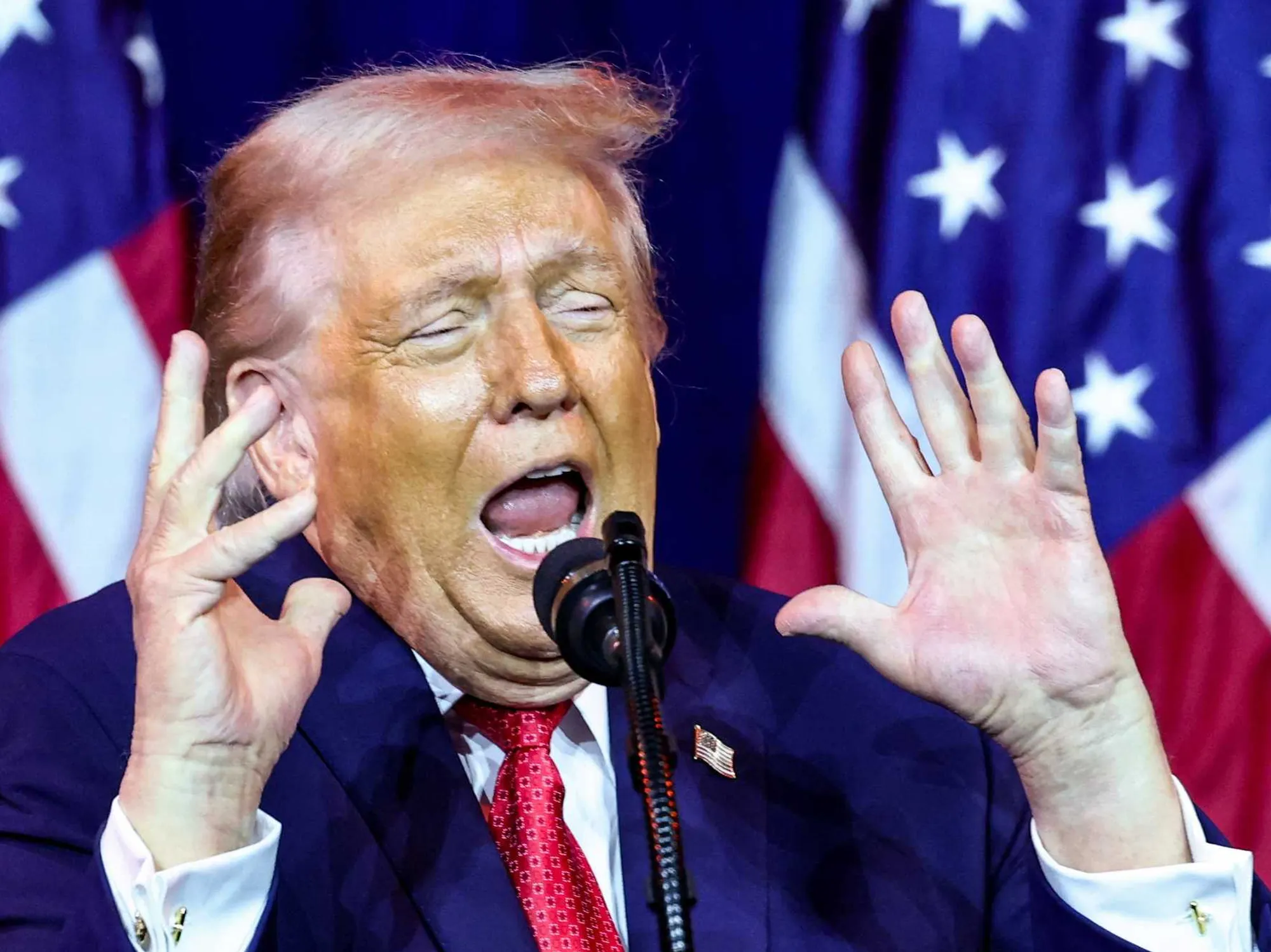 Analista di dati della CNN: il consenso a Trump è 'bloccato nel fango', 21 punti sottoacqua alle soglie delle midterm