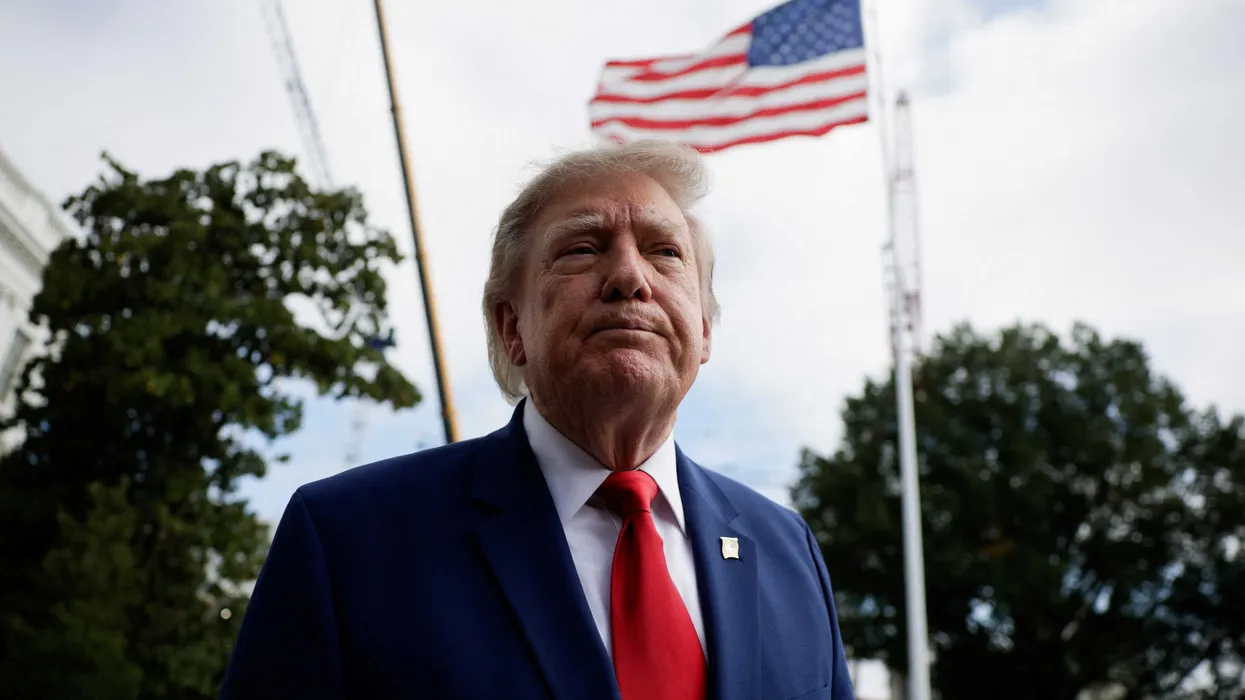 Юридический фонд Трампа хуже, чем пустой: Save America PAC должен почти 2 миллиона долларов