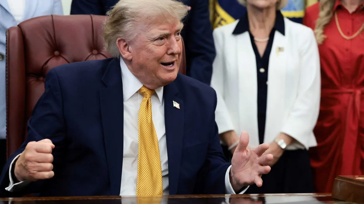 Трамп прервал мероприятие в Овальном кабинете, чтобы прорекламировать Scotts Miracle-Gro, сославшись на бесплатные работы на газоне Белого дома