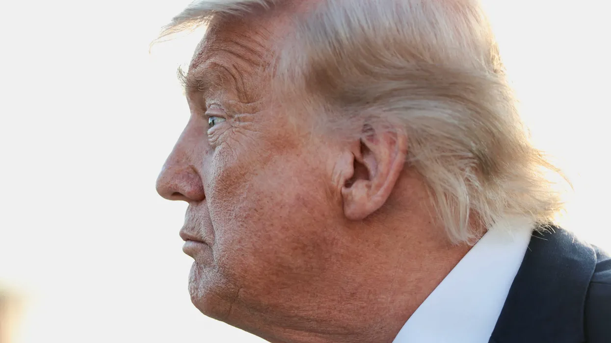 Gli stessi consiglieri di Trump lo esortano a rinunciare alla spinta «giovanile» per mettere il suo nome sul Kennedy Center