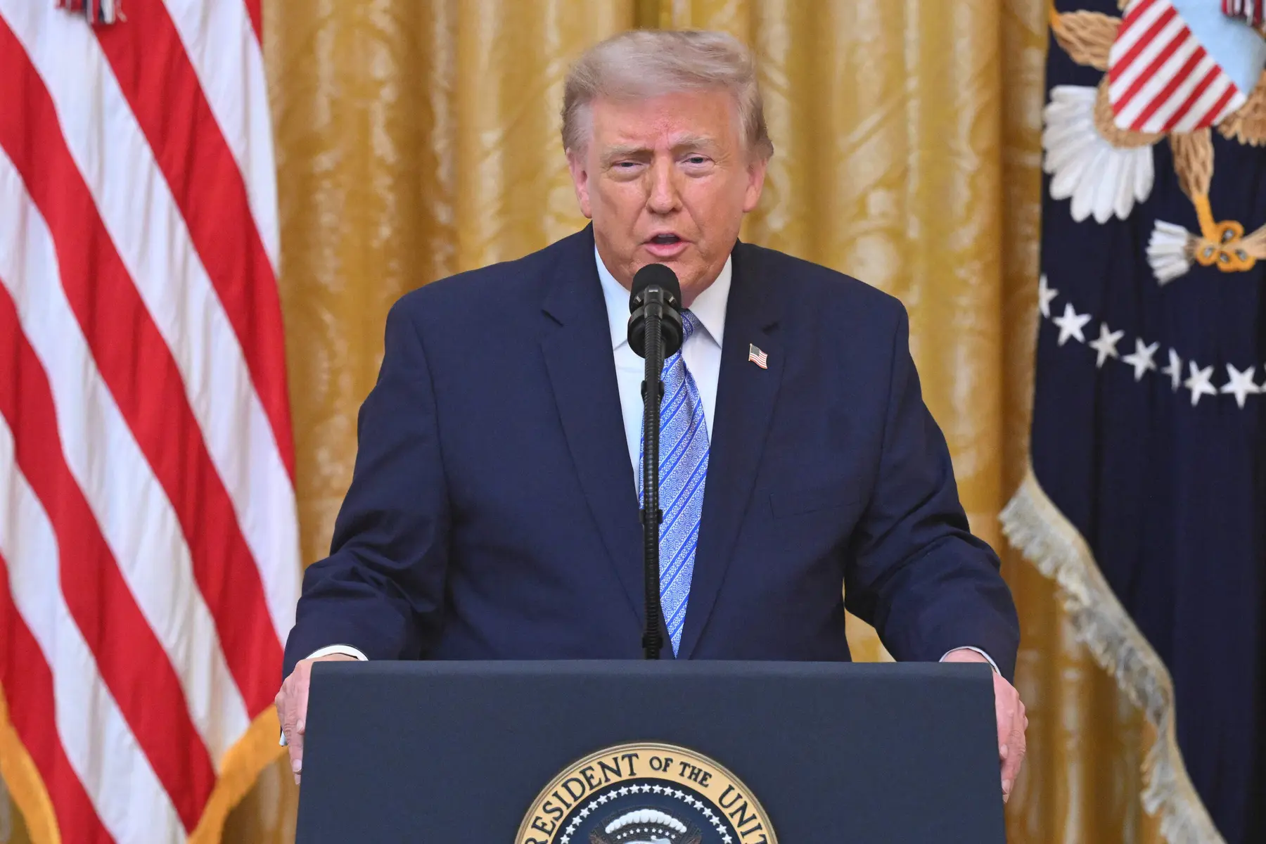 CLARITY Act utknął w Senacie, gdy Demokraci odrzucają egzekwowanie zasad etyki wyłącznie przez DOJ