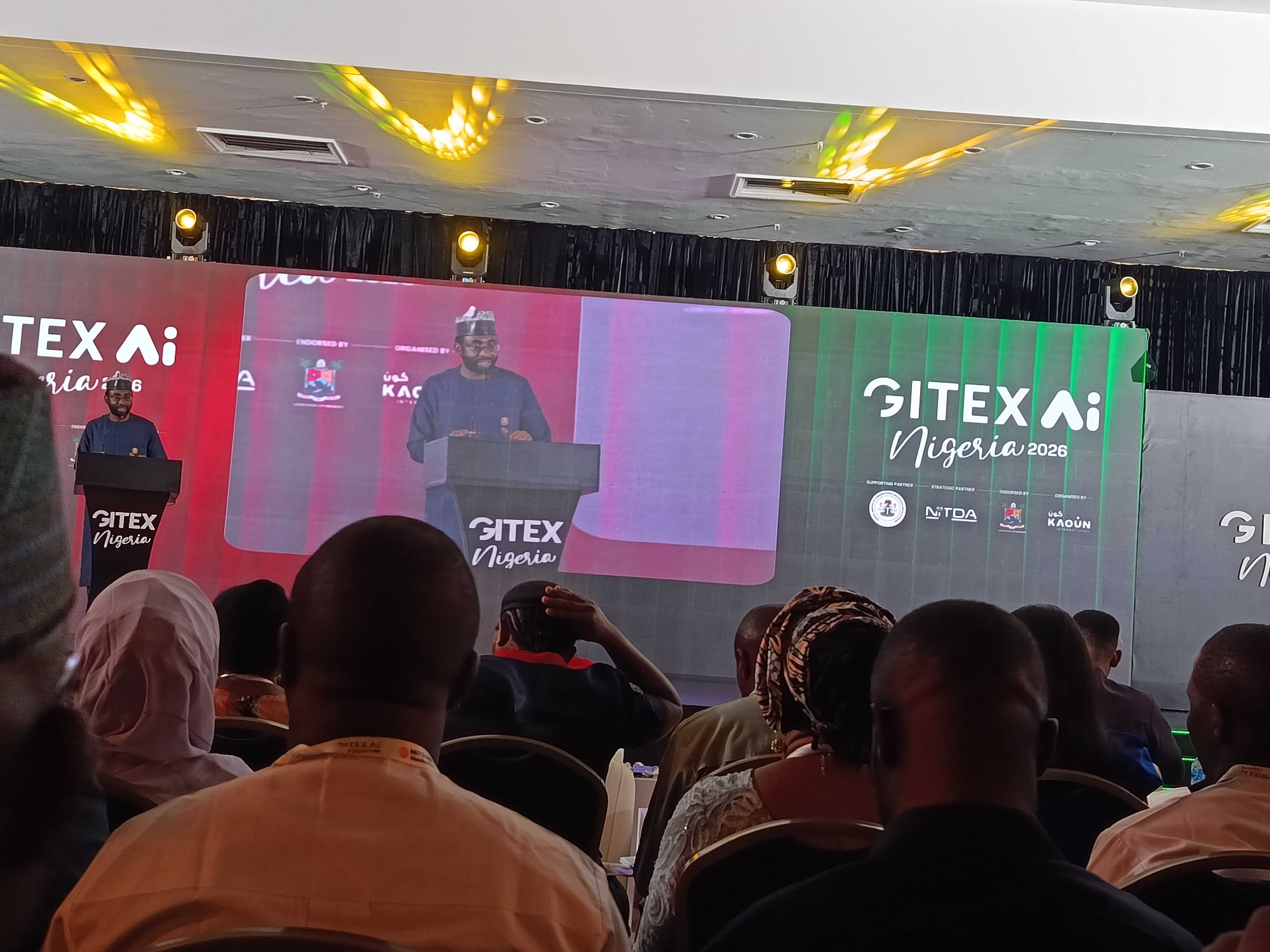 Il DG di NITDA invoca l'indipendenza di dati e cloud al summit AI di GITEX Nigeria