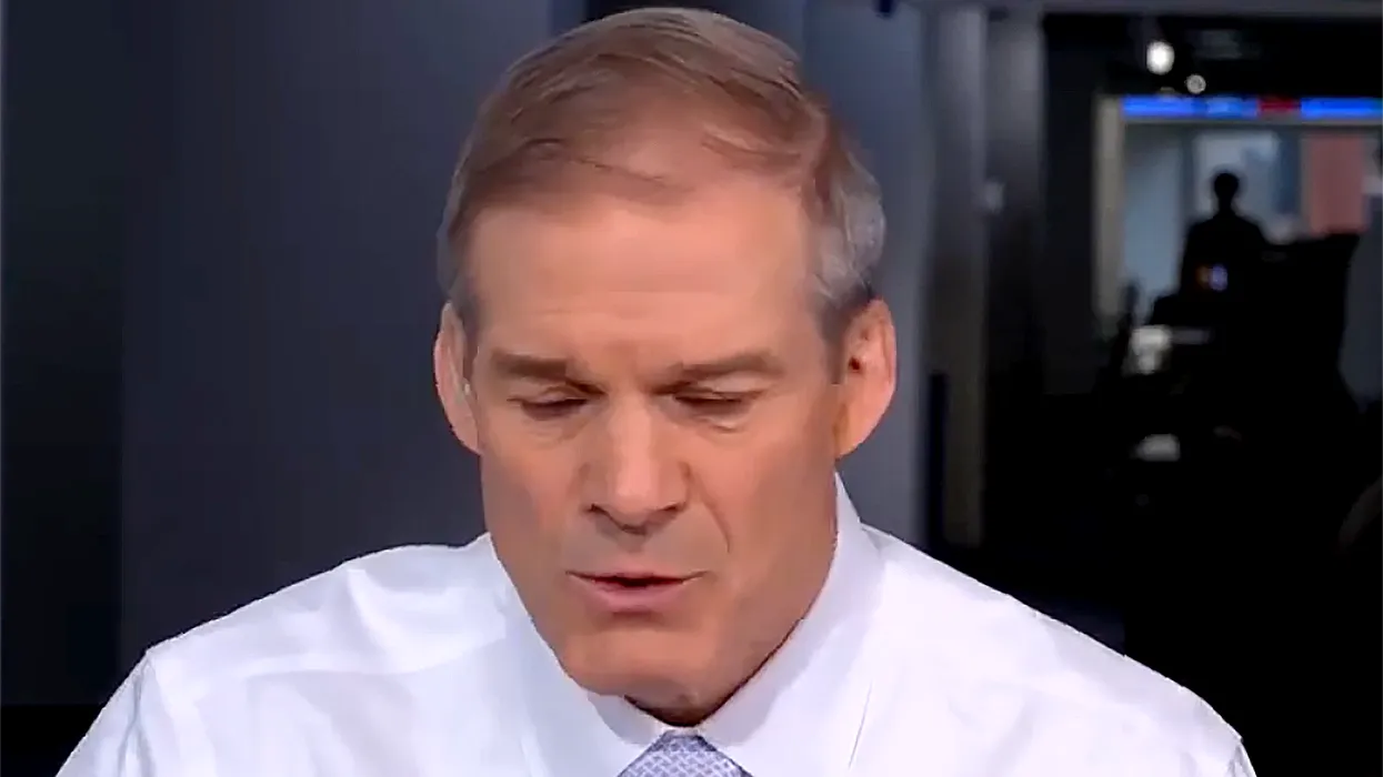 La conduttrice della CNN Pamela Brown affronta il rep. Jim Jordan sui doppi standard riguardo al fondo di liquidazione di Trump e alle accuse di aggressione