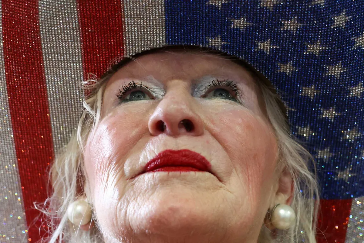 L'ex portavoce di Trump avverte: i tagli a Medicare potrebbero ritorcersi contro i repubblicani in vista delle mid-term