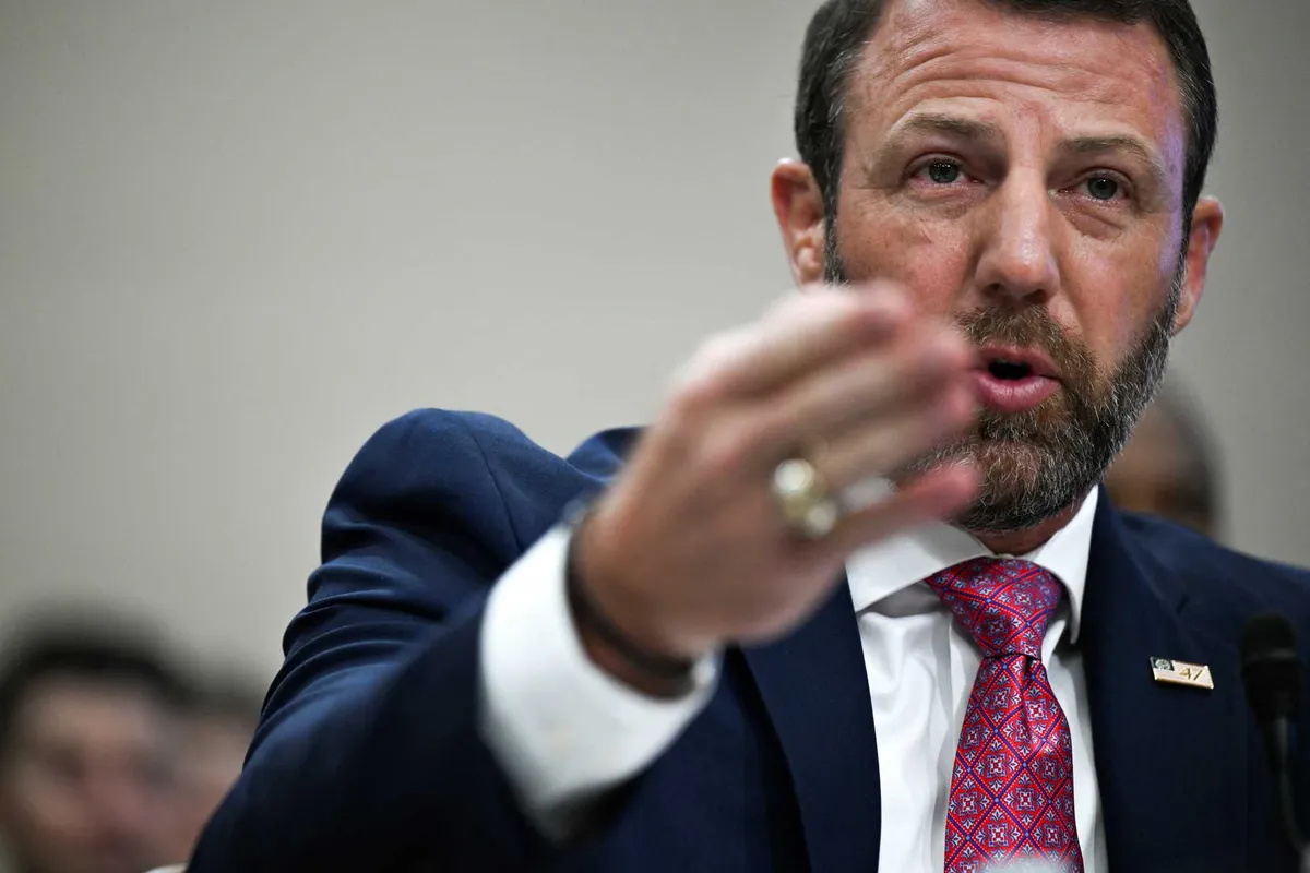 DHS-Chef Markwayne Mullin sagt, ICE könnte bei Wahllokalen bei konkreten Bedrohungen oder mit Haftbefehl erscheinen