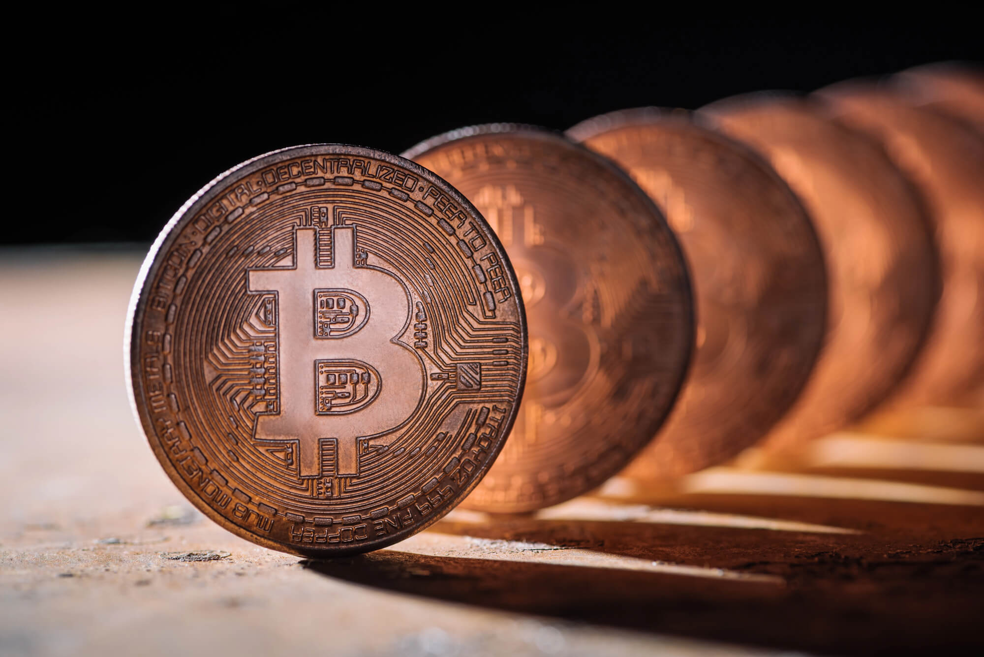 Bitcoin на отметке $84,000: сформировано ли дно? Десять сигналов, на которые стоит обратить внимание