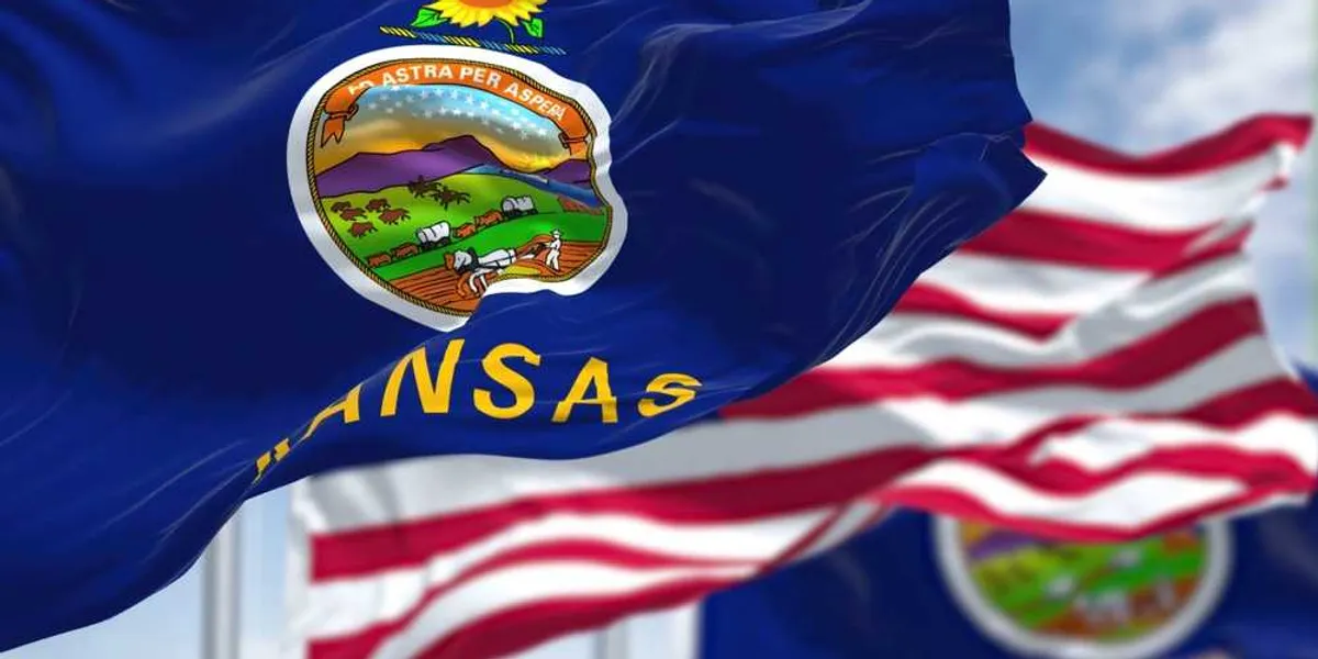 Trump-Endorsed Iowa Governor Candidate Zach Lahn Lives in $2 Million Kansas Estate, Daily Beast Reports