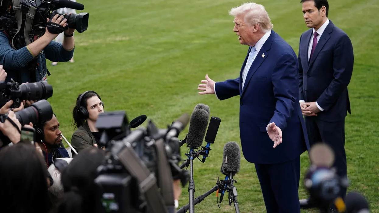 Ekonomista Justin Wolfers nazywa plan Trumpa dotyczący cen paliw starym „bait-and-switch”