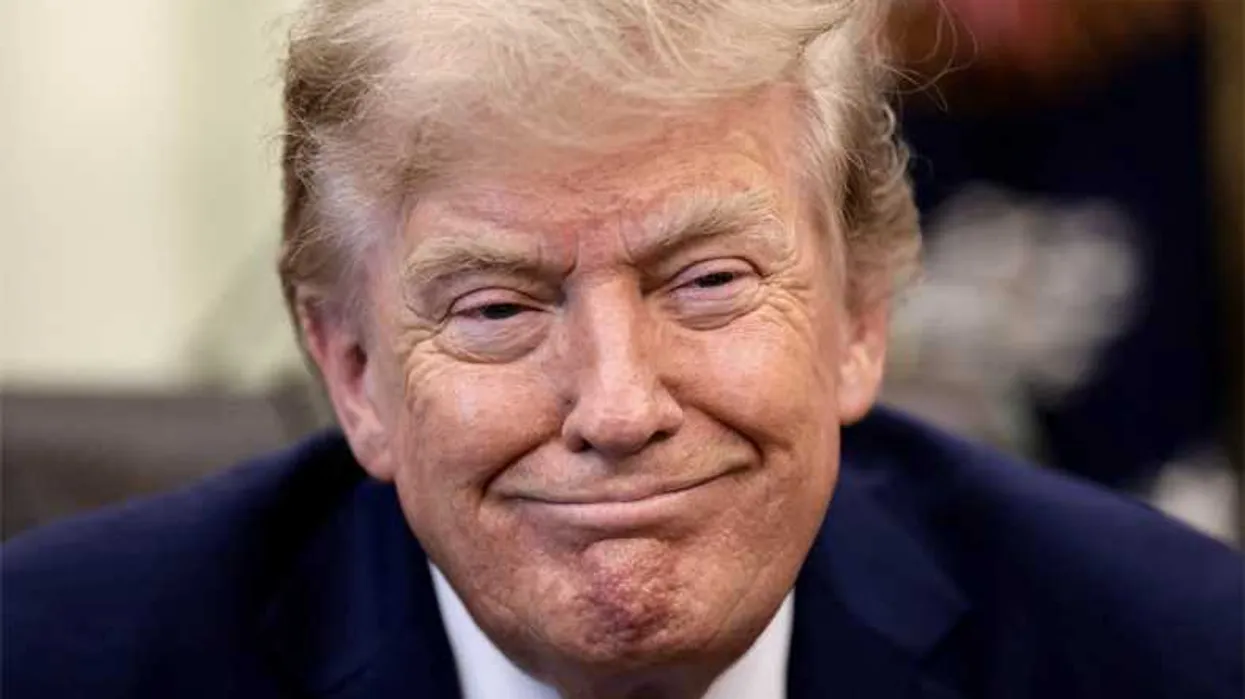 Demokraci mówią o „karykaturalnym przekupstwie" po tym, jak Trump przyznał belgijskim diamentom zwolnienie celne po wręczeniu pierścionka o wartości 25 000 dolarów