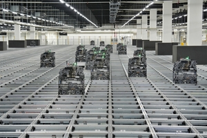 Lotte Mart stellt erstes automatisiertes Lebensmittel-Erfüllungszentrum in Busan vor