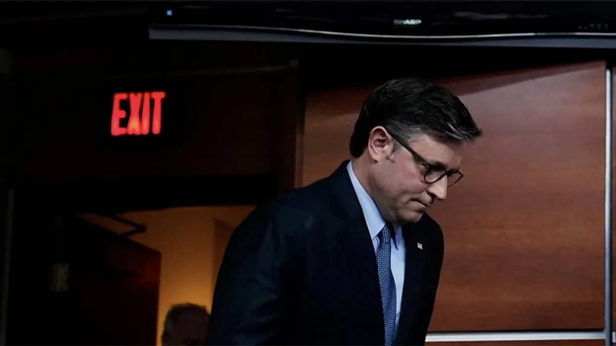 Johnson dijo a los republicanos que se reunió con Elon Musk en Texas mientras el GOP mira el gasto de medio término