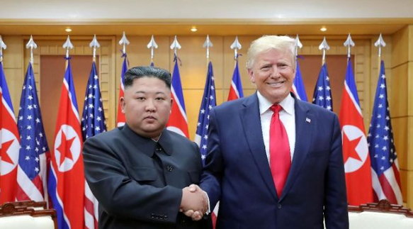 Трамп заявил, что военные учения США и Южной Кореи посылают Северной Корее «совершенно неуместный и враждебный» сигнал