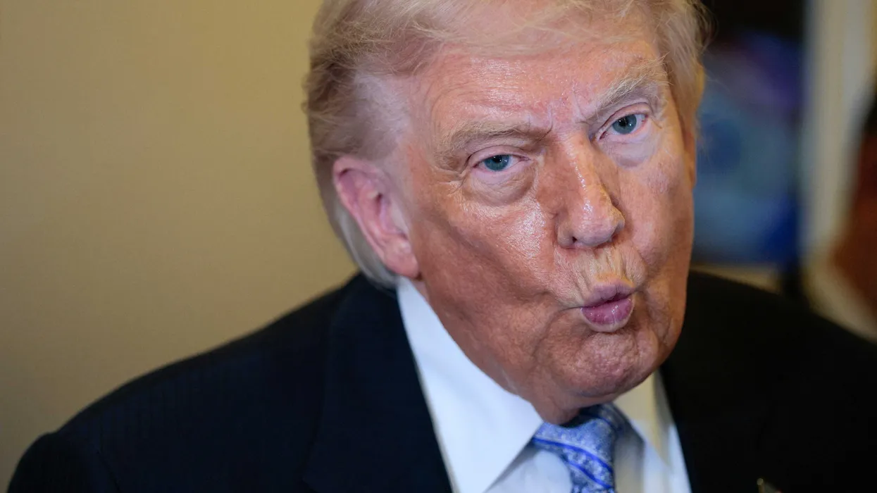 Избиратели Трампа признают экономические трудности, но всё равно планируют голосовать за республиканцев на промежуточных выборах