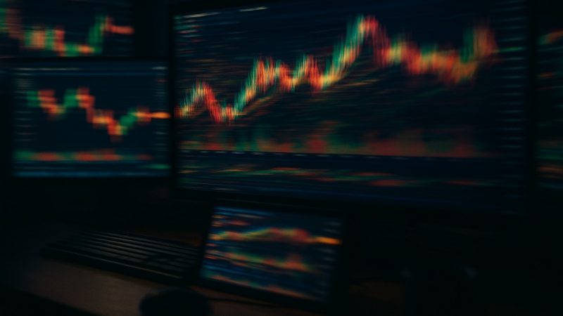 Ethena kończy zachęty tokenowe ENA dla USDe po spadku nagród o 85%
