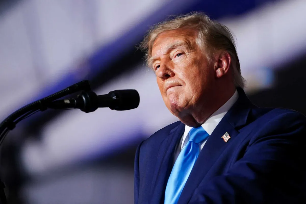 Джим Акоста назвал заявления Трампа на митинге об ударах Ирана по Лос-Анджелесу и Сан-Диего «опасными и безумными»