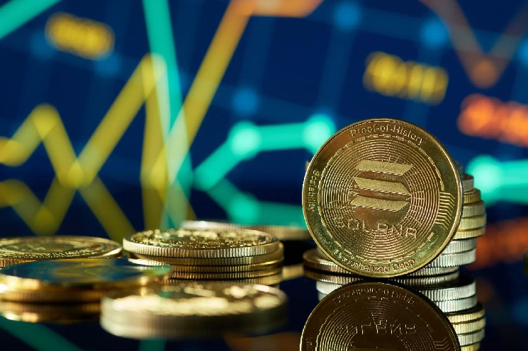 Solana Price Analysis: SOL Shows Early Reversal Signals After Reclaiming $100